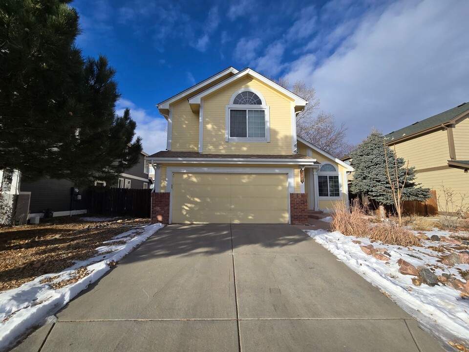 12453 Forest View St in Broomfield, CO - Building Photo