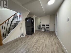 11 Beacham Crescent in Toronto, ON - Building Photo - Building Photo