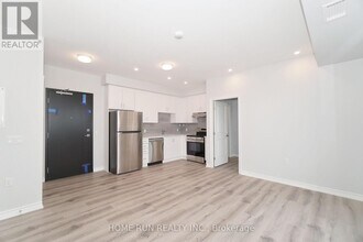 1350-1350 Hemlock Rd in Ottawa, ON - Building Photo - Building Photo