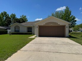 4 Longview Ln in Palm Coast, FL - Building Photo