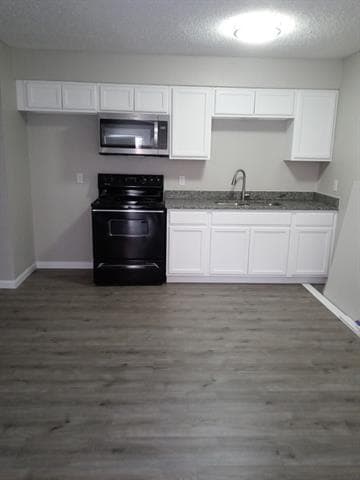 2211 N Elm St in Denton, TX - Building Photo - Building Photo