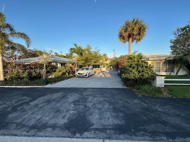 4512 Sea Grape Dr, Unit 1 in Lauderdale-by-the-Sea, FL - Building Photo