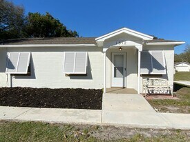 1512 N Chickasaw Trail in Orlando, FL - Building Photo