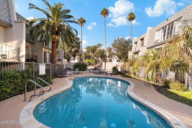 property at 1018 E Osborn Rd