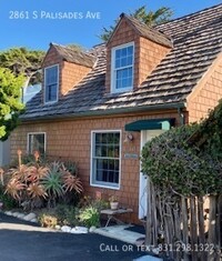 2861 S Palisades Ave in Santa Cruz, CA - Foto de edificio - Building Photo