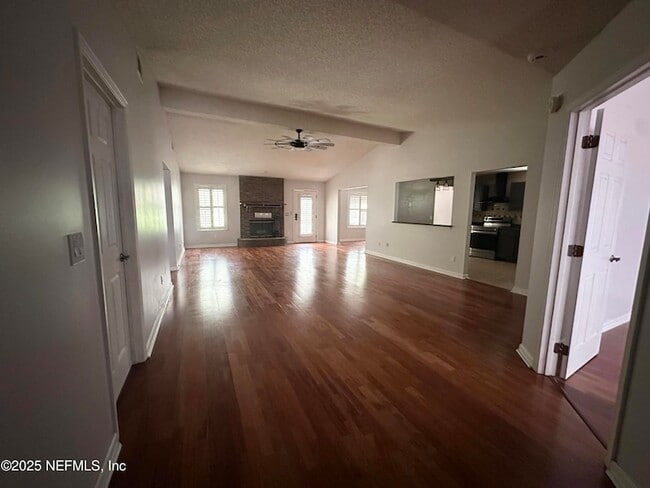 10373 Birchfield Dr in Jacksonville, FL - Building Photo - Building Photo