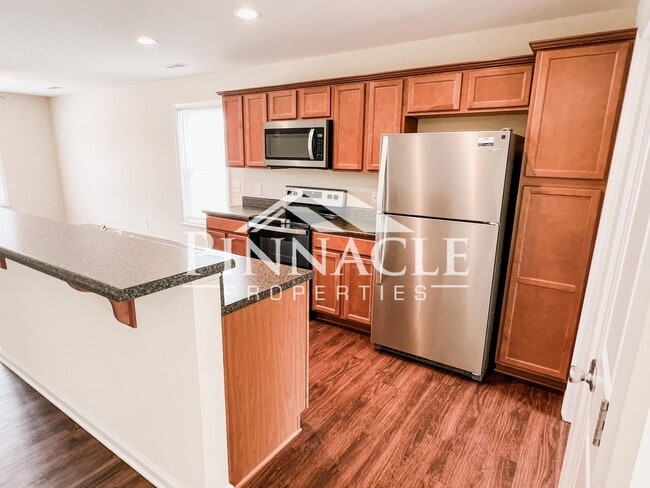 586 Leesville Rd in Lynchburg, VA - Building Photo - Building Photo