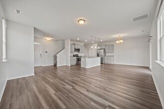 800 Lenox Dr in Holly Ridge, NC - Building Photo - Building Photo