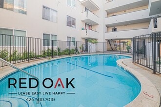 1500 S Gramercy Pl in Los Angeles, CA - Building Photo - Building Photo