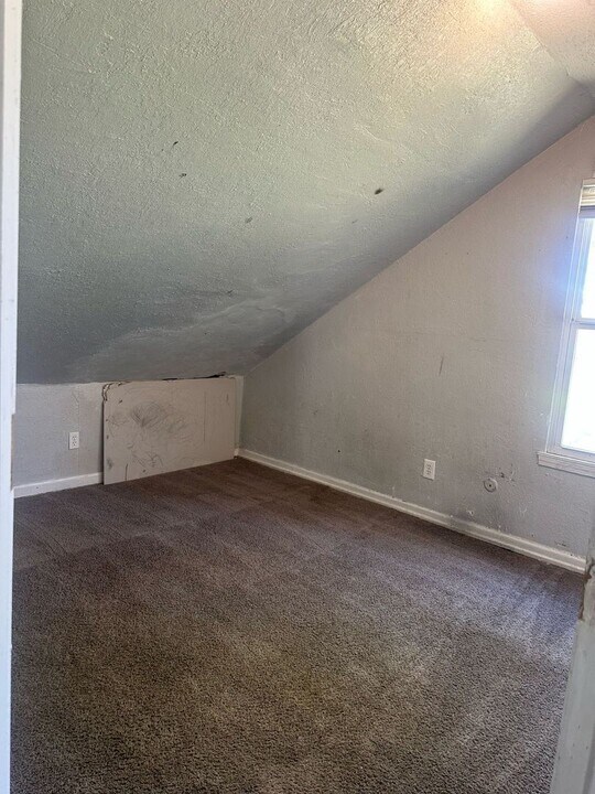 1522-1522 E 50th St in Kansas City, MO - Building Photo