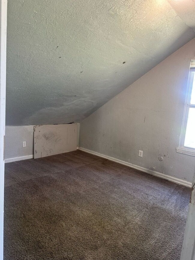 property at 1522-1522 E 50th St