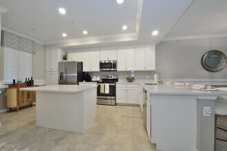 9590 Trevi Ct in Naples, FL - Building Photo - Building Photo