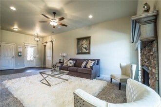 8701 SW 66th Pl in Oklahoma City, OK - Building Photo - Building Photo