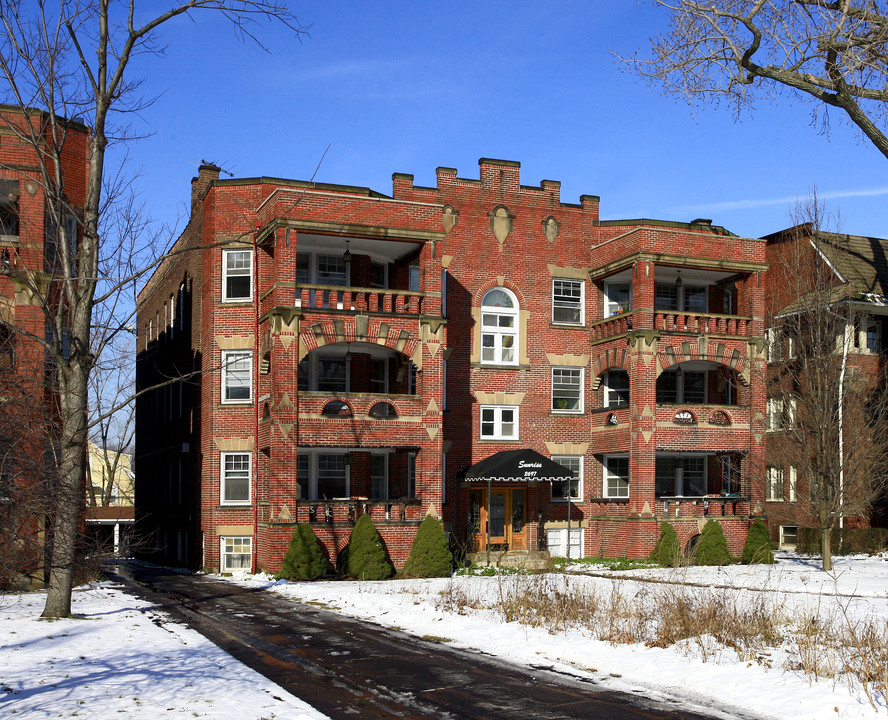 Sunrise in Cleveland Heights, OH - Building Photo