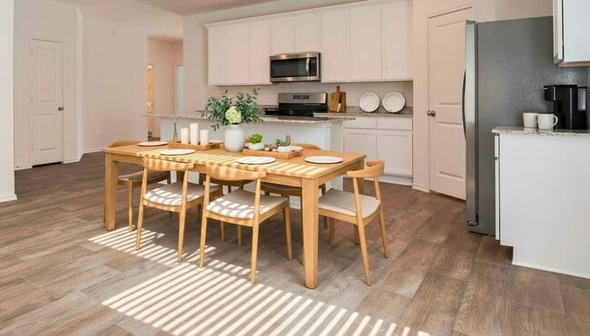 30842 Brightwell Bnd in Fulshear, TX - Foto de edificio - Building Photo