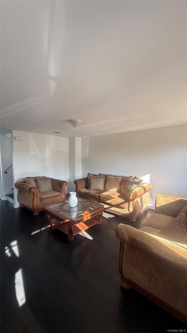 1318 Post Ave in Elmont, NY - Building Photo - Building Photo