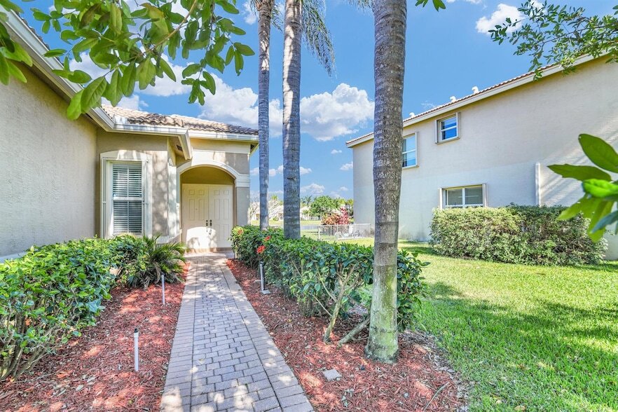 10772 Bitternut Hickory Ln in Boynton Beach, FL - Building Photo