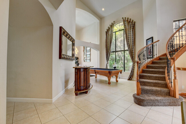 3424 Collonade Dr in Wellington, FL - Foto de edificio - Building Photo