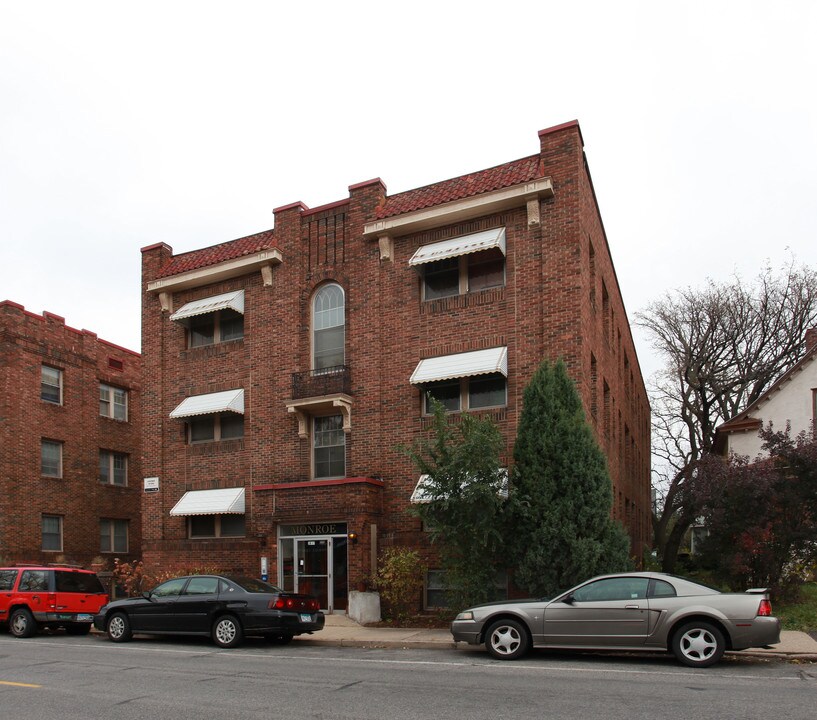 3617 Bryant Ave S in Minneapolis, MN - Foto de edificio