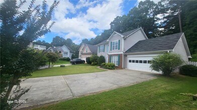 3219 Roundfield Cir in Duluth, GA - Building Photo - Building Photo