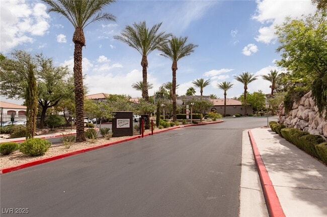 property at 950 Seven Hills Dr