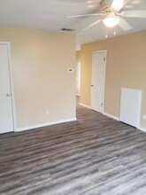 1325 Greendale Ave in Fort Walton Beach, FL - Building Photo - Building Photo