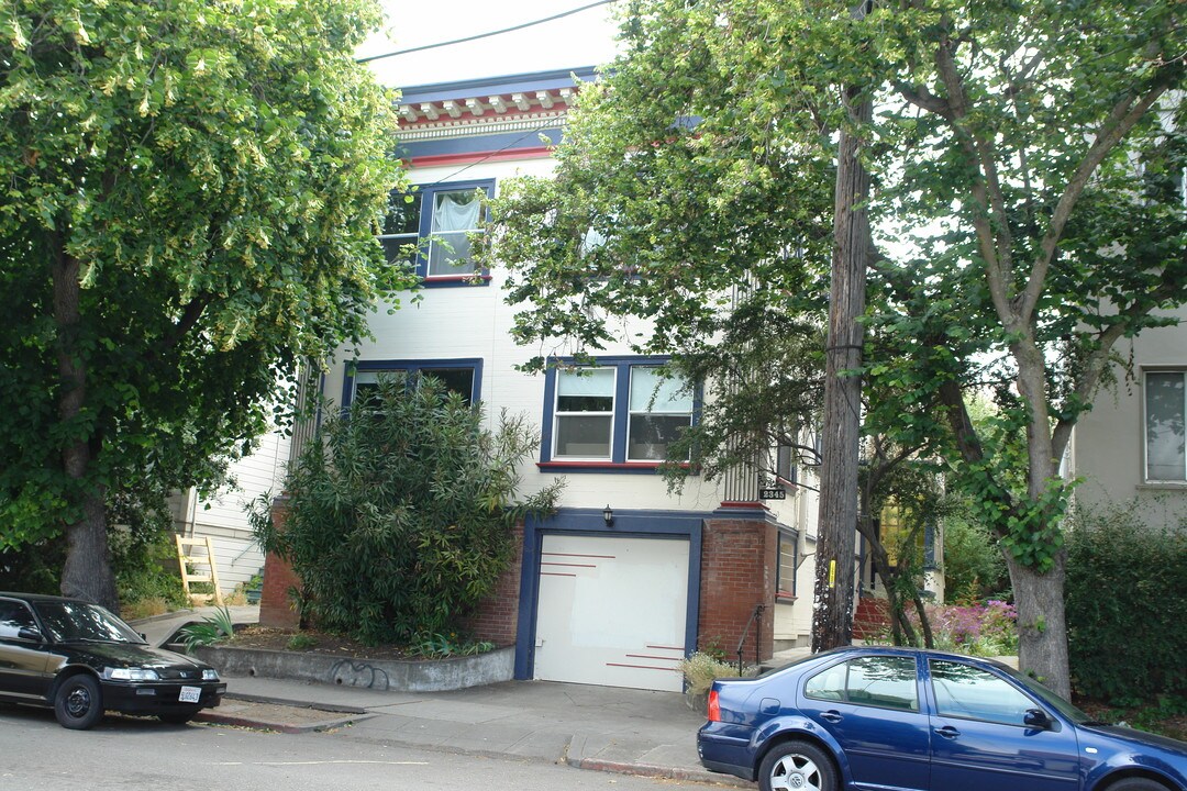 2345 Fulton in Berkeley, CA - Building Photo