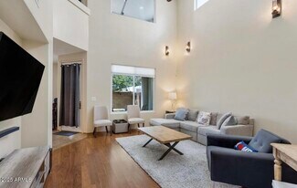 675 N. Encanto Village Way in Tucson, AZ - Building Photo