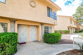 2851 S Valley View Blvd in Las Vegas, NV - Building Photo - Building Photo