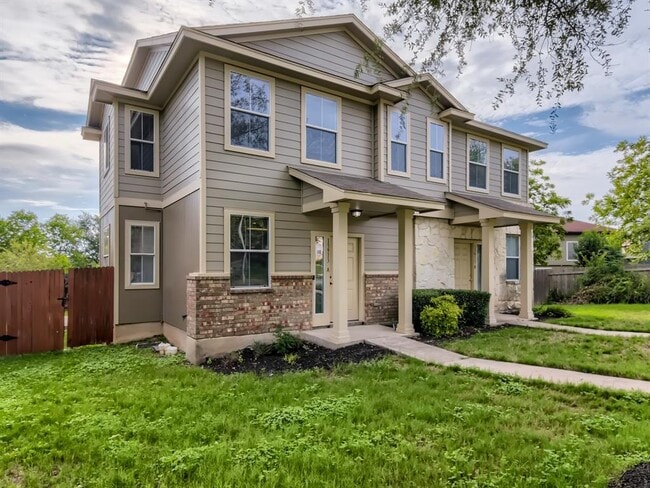 13913 Harris Ridge Blvd in Pflugerville, TX - Building Photo - Building Photo