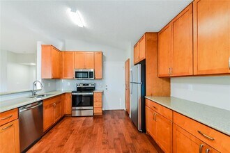 4454 6th Ave E in Bradenton, FL - Building Photo - Building Photo