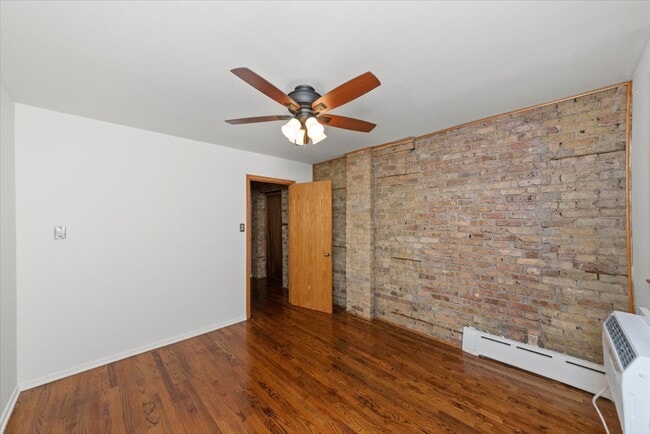 535 W Belden Ave, Unit 1C in Chicago, IL - Building Photo - Building Photo
