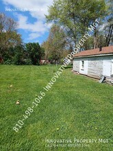 5181 1/2 N Elms in Flushing, MI - Building Photo - Building Photo