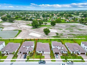 2960 SE 23rd Ave in Homestead, FL - Building Photo - Building Photo