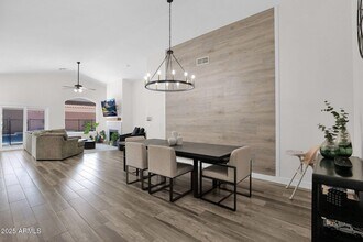 665 W Minton Dr in Tempe, AZ - Building Photo - Building Photo