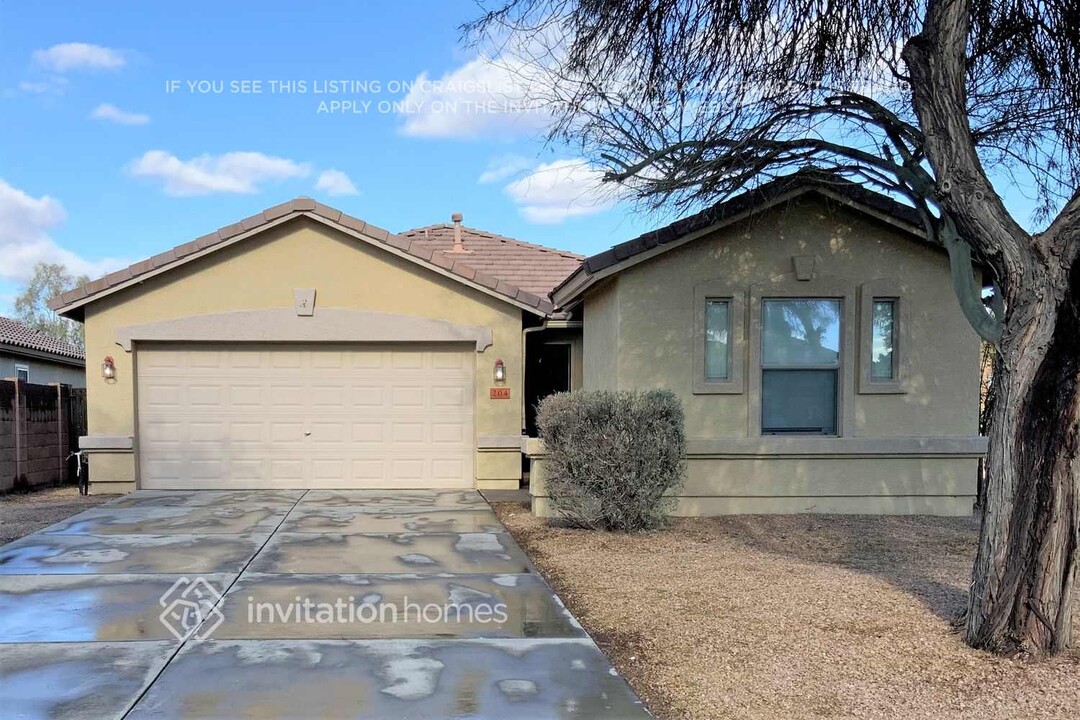 204 W Belmont Red Cir in Queen Creek, AZ - Building Photo