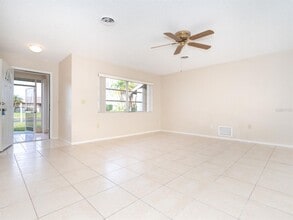 1609 E Cypress Point Dr in Venice, FL - Building Photo - Building Photo