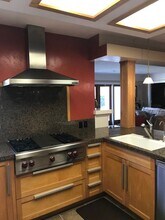 216 Helen Ave in Modesto, CA - Building Photo - Building Photo