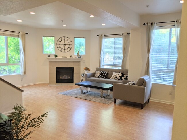 464 Tower Hill Ave in San Jose, CA - Building Photo - Building Photo