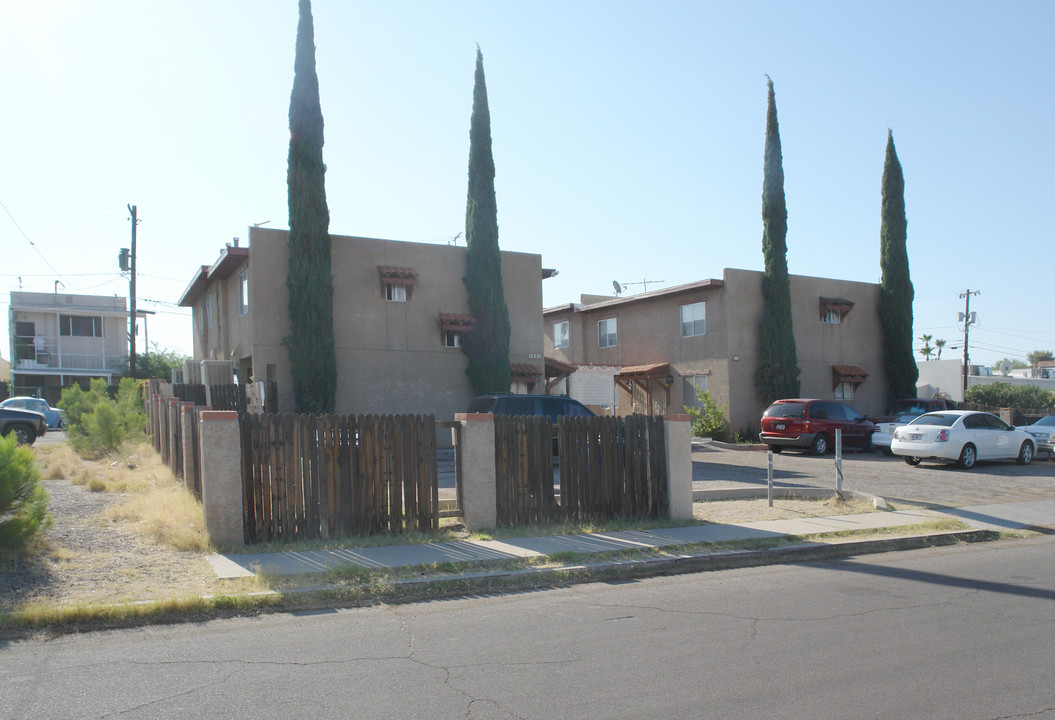 1022 N Benton Ave in Tucson, AZ - Building Photo