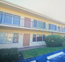 2303 S Federal Hwy in Boynton Beach, FL - Building Photo - Building Photo