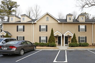 Elizabeth Heights in Atlanta, GA - Building Photo - Building Photo