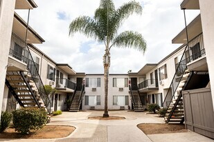 Terre at 1050 Peach in El Cajon, CA - Building Photo