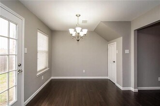 926 Walnut St in Burleson, TX - Building Photo - Building Photo