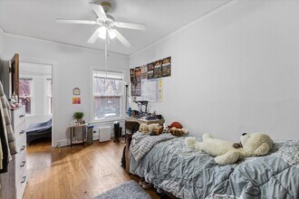 6648 N Newgard Ave, Unit 2 in Chicago, IL - Building Photo - Building Photo