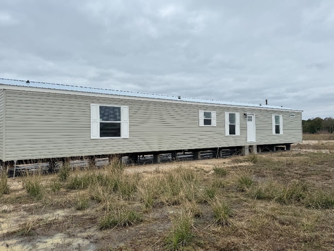 property at 324 Patriot Ln