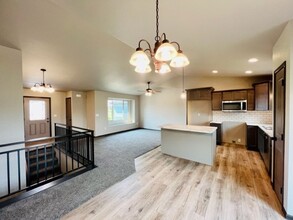 628 Rachel Ln in Box Elder, SD - Building Photo - Building Photo