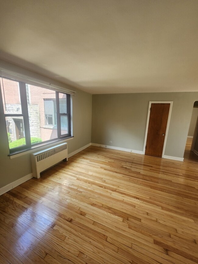 7379 N Winchester Ave in Chicago, IL - Building Photo - Building Photo