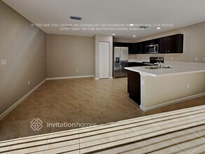 560 SW Nagle Pl in Port St. Lucie, FL - Building Photo - Building Photo