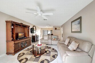 4660 Greentree Pl in Boynton Beach, FL - Building Photo - Building Photo